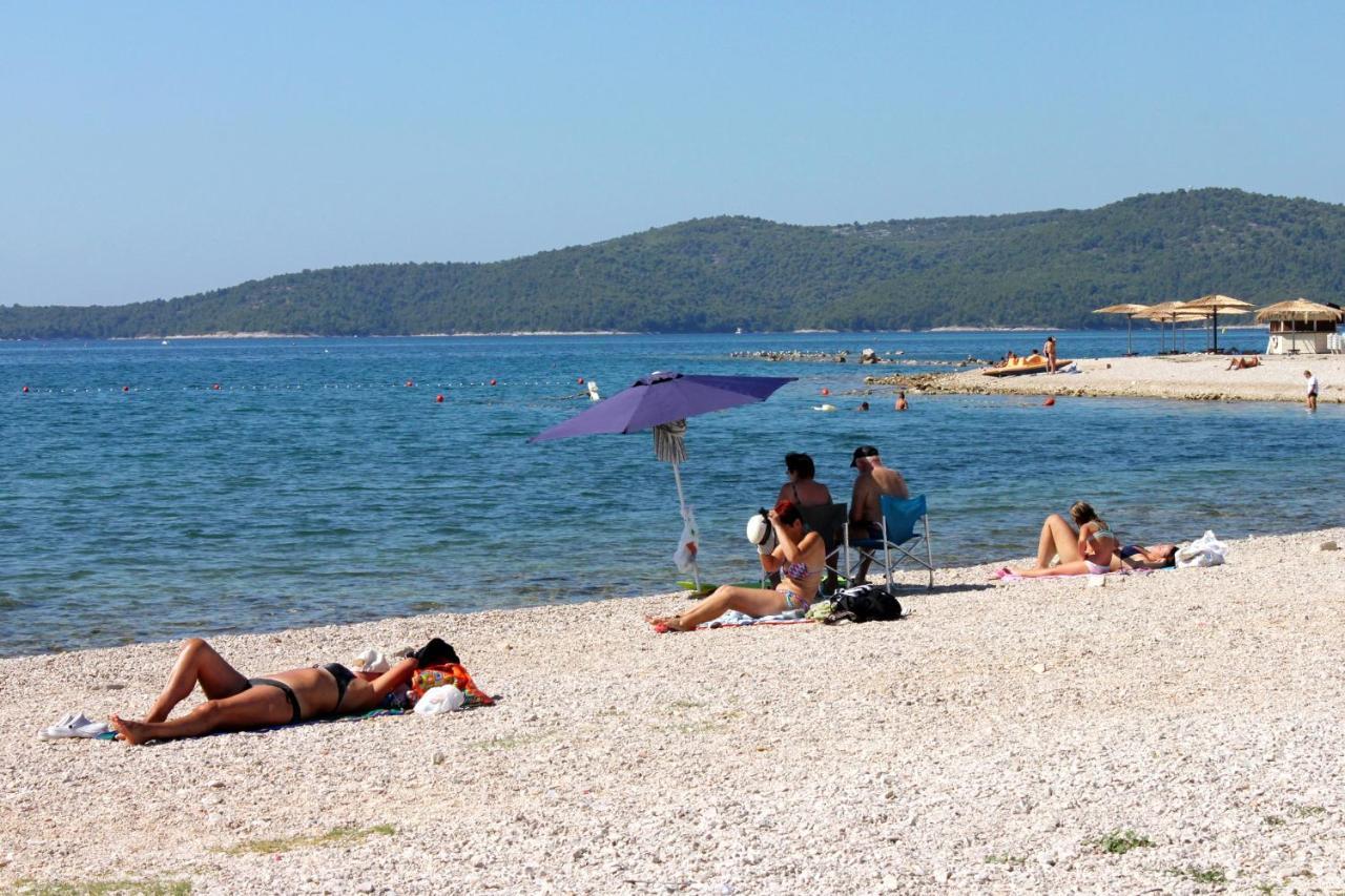 Apartments with a parking space Brodarica, Sibenik - 11262 Brodarica  Bagian luar foto