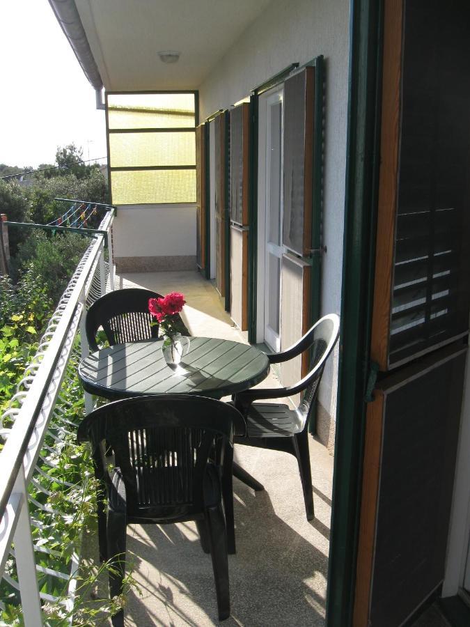 Apartments with a parking space Brodarica, Sibenik - 11262 Brodarica  Bagian luar foto